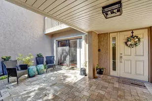 403 Dunwoody Ln, Hollywood, FL 33021 - Photo 6