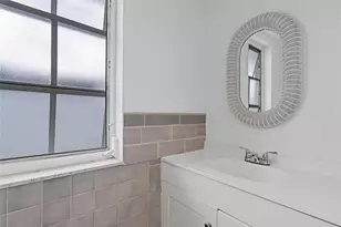 9010 Gardens Glen Cir, Palm Beach Gardens, FL 33418 - Photo 32