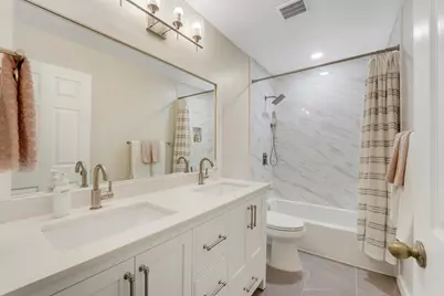7097 Crescent Creek Lane, Coconut Creek, FL 33073 - Photo 20
