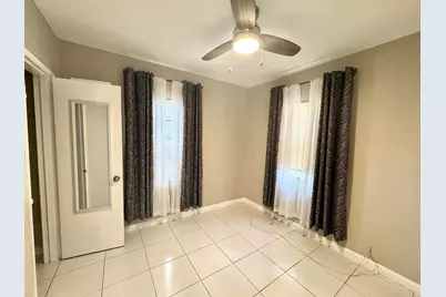 839 NW 16th Terrace, Fort Lauderdale, FL 33311 - Photo 6