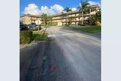 715 Lori #302, Palm Springs, FL 33461 - Photo 1