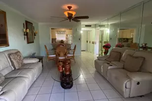 715 Lori Dr, Palm Springs, FL 33461 - Photo 6