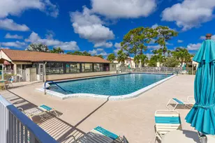 305 Knotty Pine Cir, Greenacres, FL 33463 - Photo 20