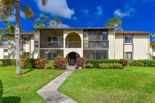 305 Knotty Pine Cir, Greenacres, FL 33463 - Photo 1