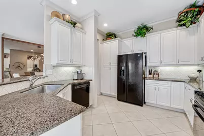 7775 Ocean Sunset Drive, Lake Worth, FL 33467 - Photo 16