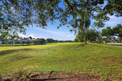 2466 Bay Isle Court, Weston, FL 33327 - Photo 38