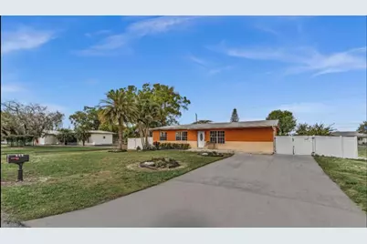 848 SE 3rd Street, Belle Glade, FL 33430 - Photo 12