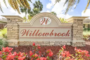 153 Meadows Dr, Boynton Beach, FL 33436 - Photo 36