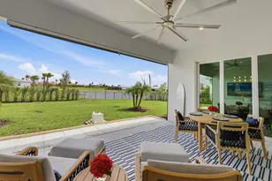 10639 Vineyard Dr, Port Saint Lucie, FL 34987 - Photo 12