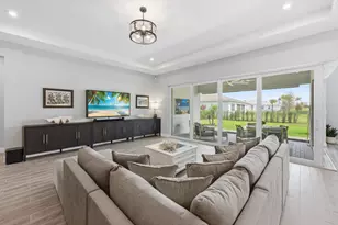 10639 Vineyard Dr, Port Saint Lucie, FL 34987 - Photo 14