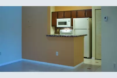 2861 N Oakland Forest Drive #307, Oakland Park, FL 33309 - Photo 8