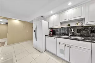 804 Cypress Grove Ln, Pompano Beach, FL 33069 - Photo 6