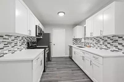 5510 Sunset Boulevard, Fort Pierce, FL 34982 - Photo 6