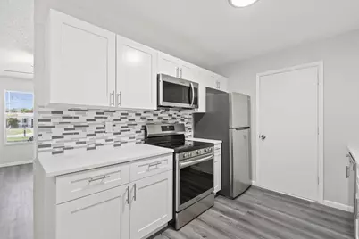 5510 Sunset Boulevard, Fort Pierce, FL 34982 - Photo 8