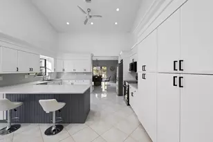 8505 NW 77th St, Tamarac, FL 33321 - Photo 14