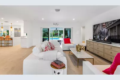 2720 Cardinal Circle, Gulf Stream, FL 33483 - Photo 8