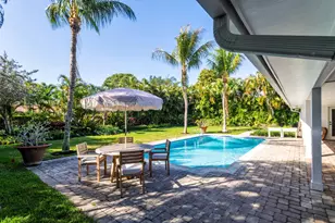 2720 Cardinal Cir, Gulf Stream, FL 33483 - Photo 24