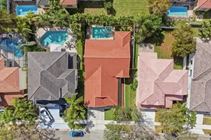 1294 Camellia Cir, Weston, FL 33326 - Photo 6