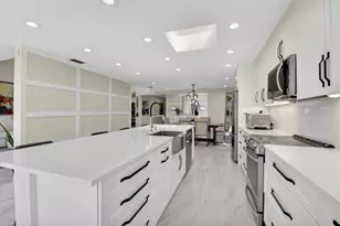 19530 Sawgrass Dr, Boca Raton, FL 33434 - Photo 10