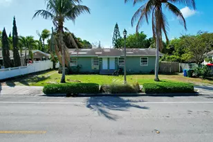 1056 NE 34th Ct, Oakland Park, FL 33334 - Photo 2