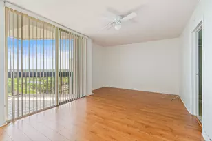 2400 Presidential Way, West Palm Beach, FL 33401 - Photo 8