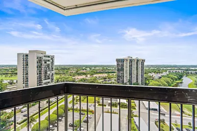 2400 Presidential Way #1706, West Palm Beach, FL 33401 - Photo 4