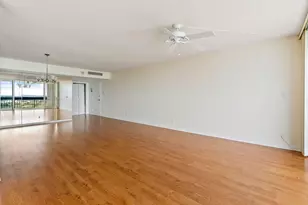 2400 Presidential Way, West Palm Beach, FL 33401 - Photo 2