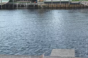 110 Cypress Club Dr, Pompano Beach, FL 33060 - Photo 22