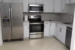 110 Cypress Club Dr, Pompano Beach, FL 33060 - Photo 14