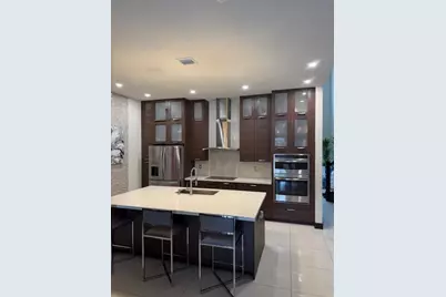 8810 NW 155th Terrace, Miami Lakes, FL 33018 - Photo 6