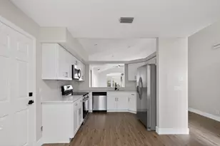 3037 Casa Rio Ct, Riviera Beach, FL 33418 - Photo 8