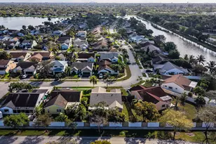 1393 SW 151st Way, Sunrise, FL 33326 - Photo 24