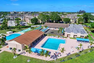 702 Lori Dr, Palm Springs, FL 33461 - Photo 24