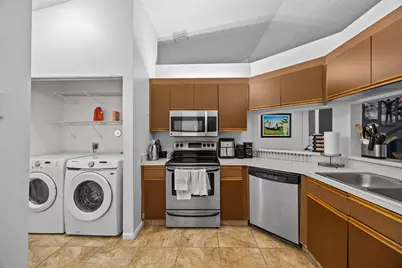 15 Via De Casas Sur #204, Boynton Beach, FL 33426 - Photo 8