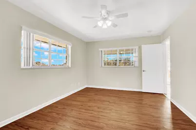 10249 N Military Trail #Apt 201, Palm Beach Gardens, FL 33410 - Photo 12