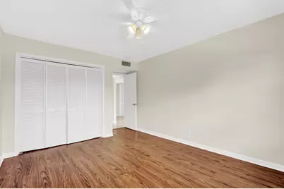 10249 N Military Trail #Apt 201, Palm Beach Gardens, FL 33410 - Photo 20