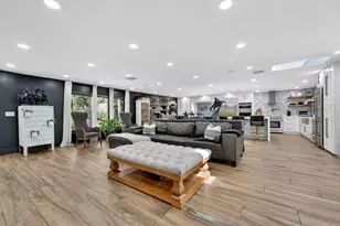 4233 1st St SW, Vero Beach, FL 32968 - Photo 6