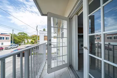 1028 SW 2nd Street #4, Miami, FL 33130 - Photo 8