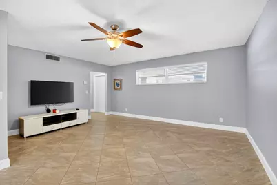 18 Colonial Club Drive #203, Boynton Beach, FL 33435 - Photo 8
