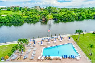18 Colonial Club Dr, Boynton Beach, FL 33435 - Photo 28