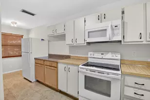 2911 SW 21st Terrace, Delray Beach, FL 33445 - Photo 12