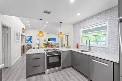 2474 Bedford Mews Drive, Wellington, FL 33414 - Photo 16