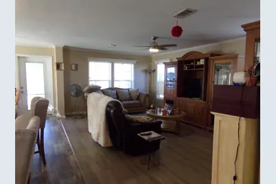 147 Plantation Boulevard, Greenacres, FL 33467 - Photo 8