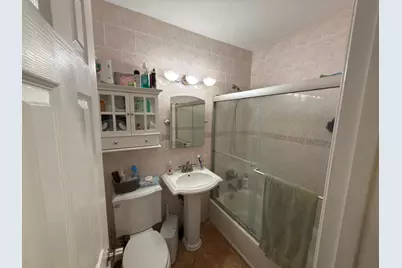 129 Cayman, Palm Springs, FL 33461 - Photo 14