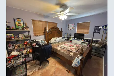 129 Cayman, Palm Springs, FL 33461 - Photo 12