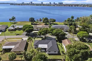 1667 39th St, West Palm Beach, FL 33407 - Photo 10