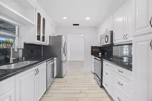 1667 39th St, West Palm Beach, FL 33407 - Photo 26