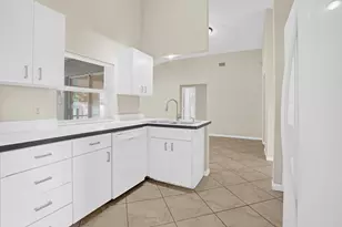 261 SW Parish Terrace, Port Saint Lucie, FL 34984 - Photo 16