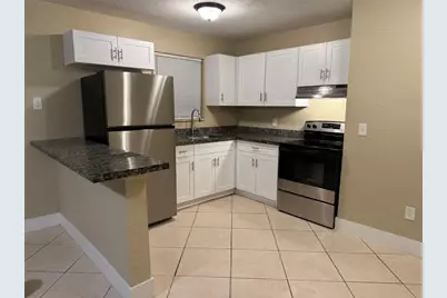 731 NW 4th Avenue #4a, Fort Lauderdale, FL 33311 - Photo 1