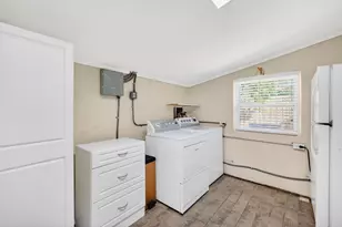 2091 NE 54th Ct, Fort Lauderdale, FL 33308 - Photo 40